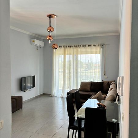 Emma'S Apartments Tirana Exterior photo
