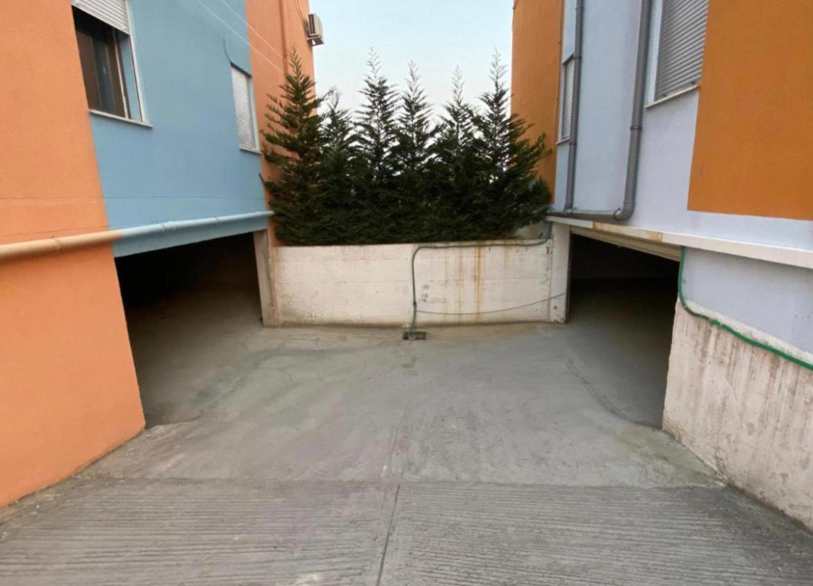 Emma'S Apartments Tirana Exterior photo