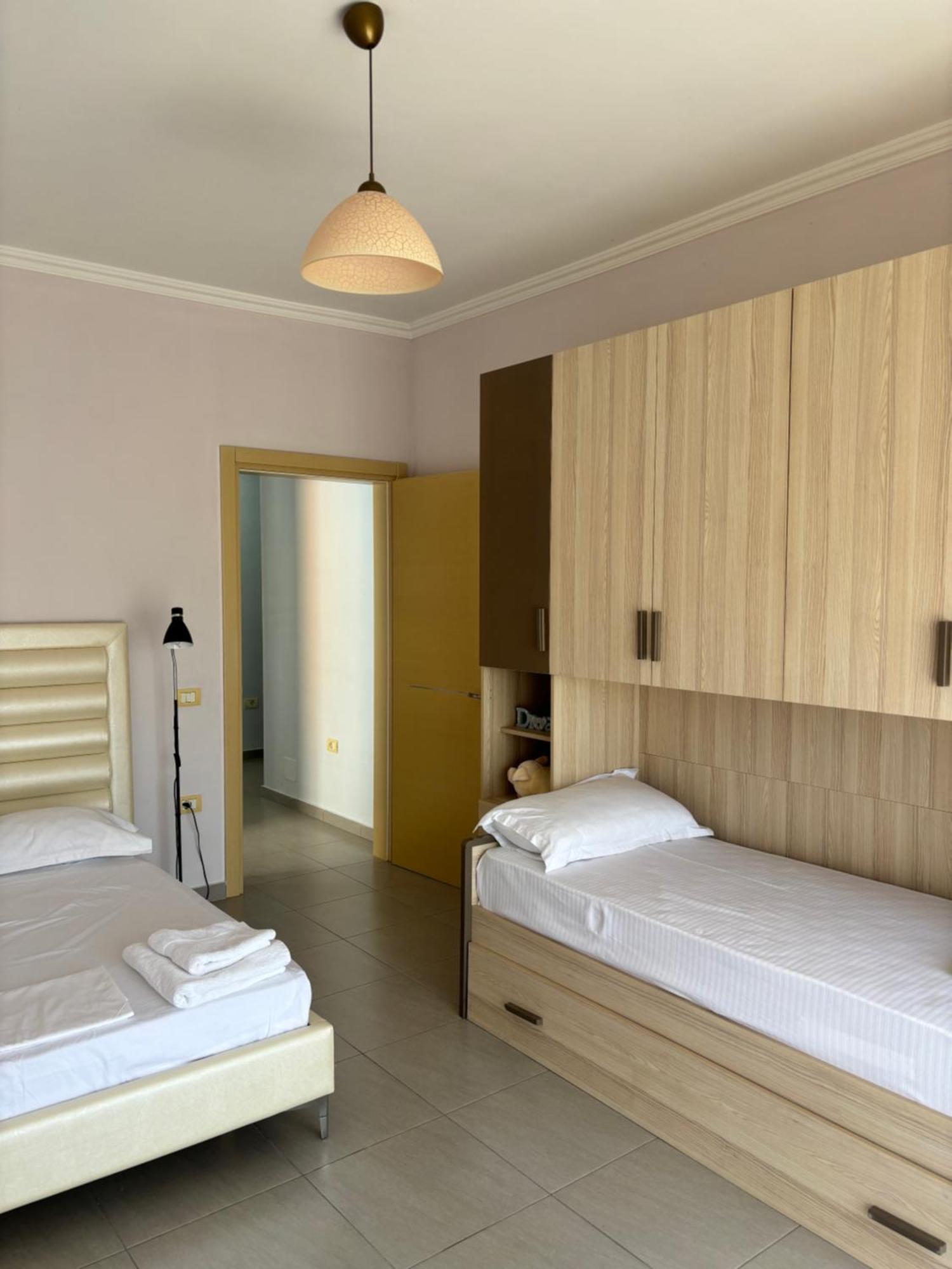 Emma'S Apartments Tirana Exterior photo
