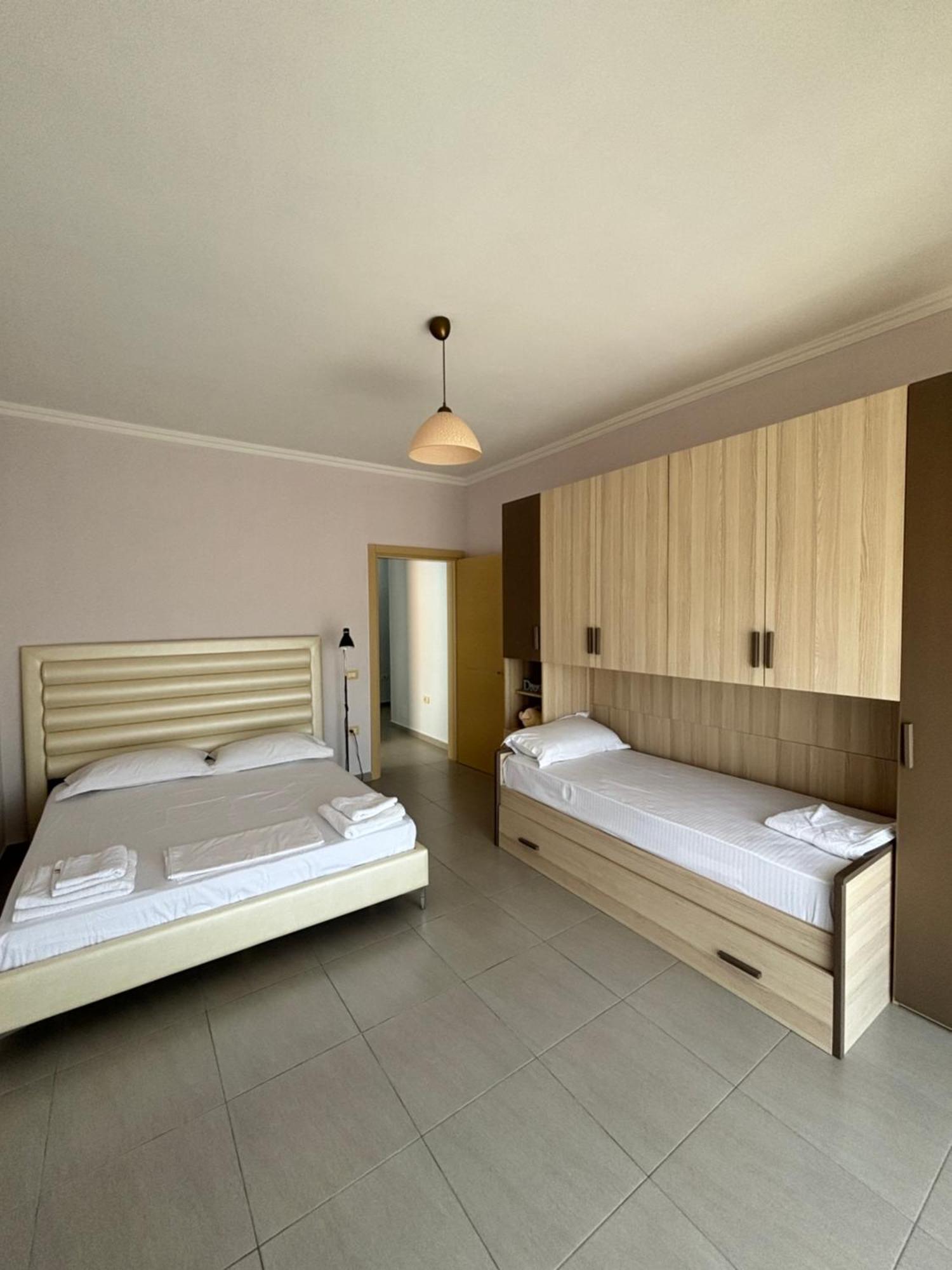 Emma'S Apartments Tirana Exterior photo